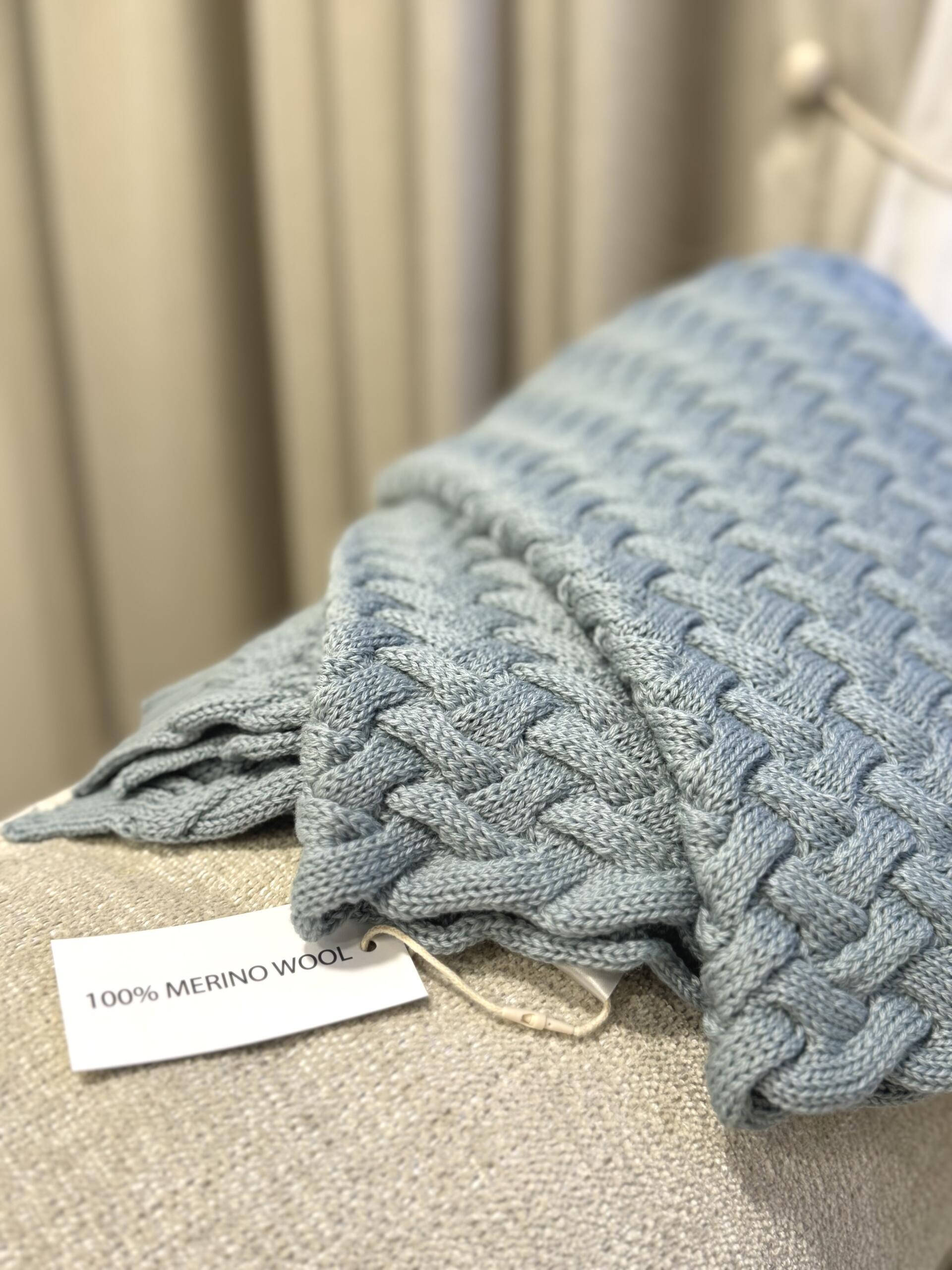 merino-vilnos-pledas-mege