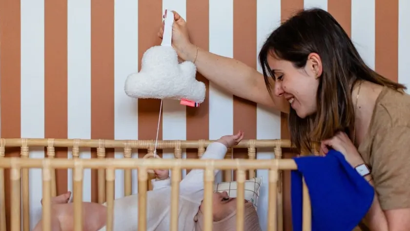 muzikinis migdukas baltas