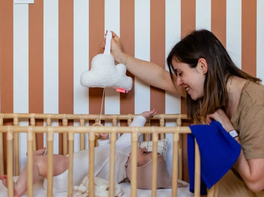 muzikinis migdukas baltas